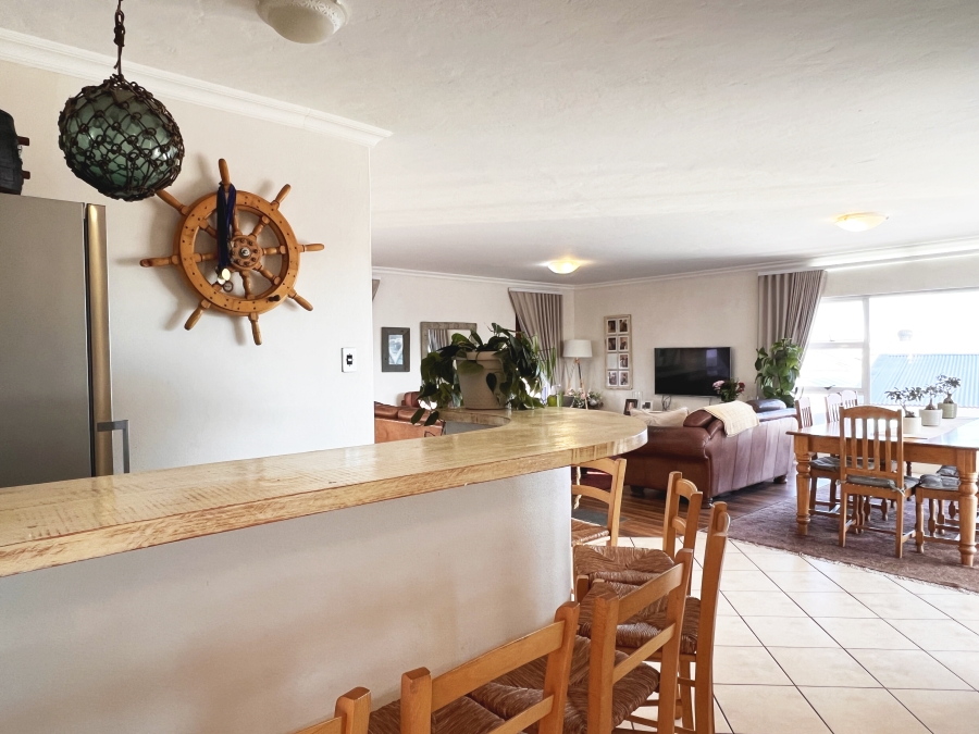 4 Bedroom Property for Sale in Calypso Beach Western Cape